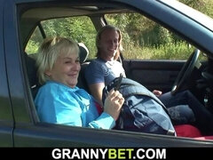 Old granny is picked up and fucked in the car