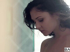 babes - duo Giovanni Francesco and Ariana Marie shag in the shower