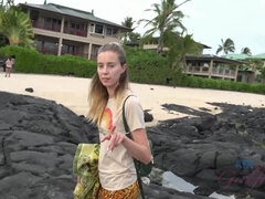 Haley makes it back to Hawaii!!
