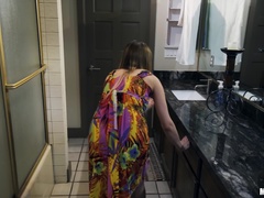 Røv, Sort, Blondine, Pik sutte, Udendørs, Piercing, Pov, Tatovering
