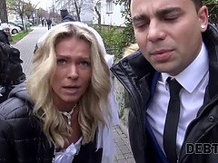 Hot blonde MILF gets debt-free wedding night with rough doggystyle pounding in 4K POV