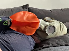 BHDL - GAS MASK No..1 N.V.A. - BREATHING PLAY TRAINING - 2-LITRE BREATHING PAD IS NOT POSSIBLE TO INHALE AND EXHALE COMPLETELY