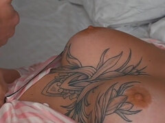 Amateur, Tetas grandes, Corrida, Sexo duro, Madres para coger, Sexo fuerte, Tabú, Tatuaje