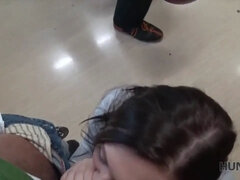 Amateur, Couple, Tchèque, Argent, Petite femme, Pov, Public, Épouse