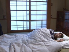 18, アジア人, デカパイ, カップル, 手コキする, キス, オナニー, ティーン