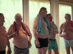 Hondjeshouding, Eerste keer, Opa, Groep, Orgasme, Billekoek, Slikken, Tiener