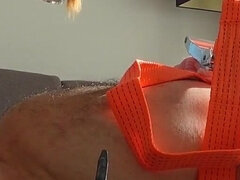 Amateur, Bondage, Homme nu et filles habillées, Domination, Femme dominatrice, Humiliation, Pisser, Esclave