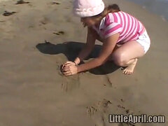 18 éves, Amatőr, Strand, Szőke, Szabadban, Egyedül, Tini, Begyek