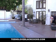 Quarto, Pauzão, Morena, Pau, Peludoa, Interracial, Piscina, Tetas