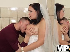ぽちゃ, チェコ, 毛深い, ハードコア, オマンコ, トイレ, 結婚式, 妻