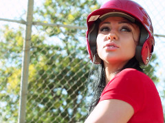 Audrey Bitoni hit the field for a little batting practice