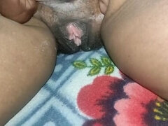 Hot Indian Desi Bhabhi Fucks Devar in Homemade Sex Tape