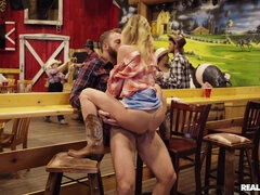 Barn dance bangin' ft. alexis fawx' giant ( • )( • )