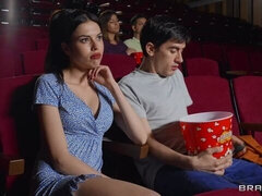 Pauzão, Peitos grandes, Boquete, Morena, Cinema, Transar de quatro, Ébano negroa, Mãe gostosa