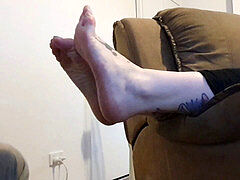 Sock slave, foot slave, goddess feet