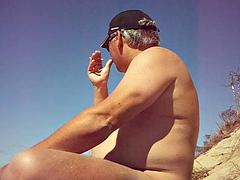 Lilian77 on the beach 2020 04