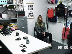 18 jahre, Hinterzimmer, Blasen, Spermaladung, Hundestellung, Hardcore, Rotschopf, Jungendliche (18+)