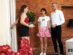 茶髪の, フェティッシュ, 女 人男 人, ハードコア, Hd, ティーン, 三人, オッパイの