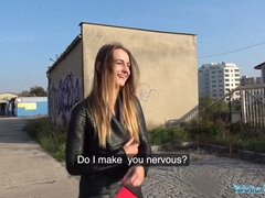 Amatør, Blondine, Hd, Penge, Udendørs, Pov, Offentlig, Realitet