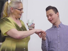 Amatéři, Anál, Velké kozy, Kuřba, Tvrdě, Milf žcbp, Párty, Pička