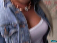 Mamada, Autobús, Coche, Engañando, Estilo perrito, Al aire libre, Pov, Tetas