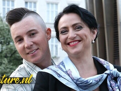 Češka, Doggystyle, Lizanje, Milf, Naravne joške, Muco, Dokolenke, Žena
