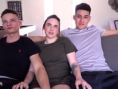 Kont, Grote lul, Bruinharig, Hardcore, Hd, Kut duiken, Tiner anaal, Trio