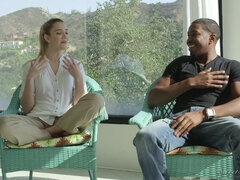 Kulissien takana, Iso kulli, Isot tissit, Musta, Blondi, Ruskeahiuksinen, Hauska, Äiti jota haluaisin panna