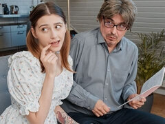 Stor pik, Pik sutte, Brunette, Sød, Håndjob, Rottehaler, Mager, Sokker