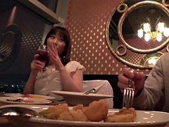 Japanese MILF cheats on her husband in the restaurant bathroom POV
