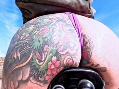 Culo in bocca, Culo grosso, Sfavillanti, Nudi, Pubblico