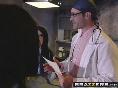 Peta Jensen & Charles Dera get kinky with sex experiments in Brazzers video