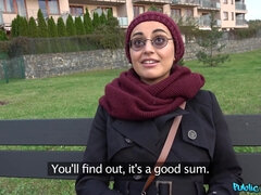 Arab, Veľké péro, Kuřba, Brunetka, Péro, Prirodzené prsia, Študent, Teenka