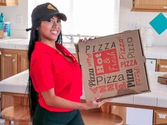 Kont, Pijpbeurt, Dubbele penetratie, Handbeurt, Hardcore, Man man vrouw, Tiener, Trio