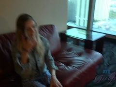 Amatoriale, Vestito, Fidanzata, Piccola, Punto di vista pov, Magra, Fumando   smoking, Tette