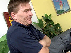 Cindi Loo humps bbc In Front Of Her father