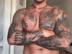 Amatoriale, Grande cazzo, Solo, Tatuaggi