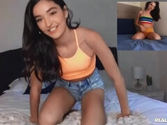 Playful chicks use sex toys to orgasm together in their beds