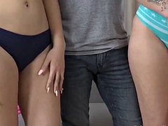 ハードコア, 三人, オッパイの, 双子