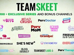 Blonde, Tir de sperme, Mignonne, Gorge profonde, Hd, Orgie, Tabou, Adolescente