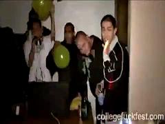 Amatööri, Tyttö, Iso kaunis nainen, Iso kulli, Blondi, Suihinotto, Lukio, Pornotähti