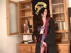costume play honies Harry Potter chick gets a internal cumshot