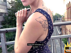 18, Amatør, Pik sutte, Piercing, Pov, Realitet, Tatovering, Teenager