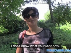 Amatööri, Ruskeahiuksinen, Raha, Näkökulma pov, Julkinen, Todellisuus, Serbialainen, Hänen