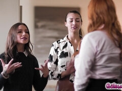 항문, 큰 엉덩이, 큰 가슴, 음경, 밀프, 자연의 가슴, 청소년, 젖가슴