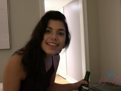 Anal, Badeværelse, Brunette, Fodjob, Briller, Trusser, Ryger, Bryster