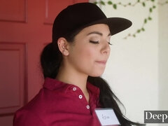Sucer une bite, Brunette brune, En levrette, Faciale, Fille latino, Chatte, Chevaucher, Rugueux