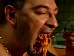 Sucer une bite, Solo