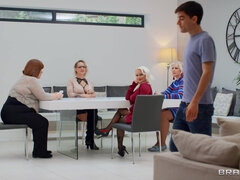 Tyttö, Iso perse, Iso kulli, Suihinotto, Rankka, Selkäsauna, Pillu, Tissit