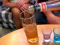 Iso kulli, Suihinotto, Mummo, Vanhempi, Mmn, Todellisuus, Teini, Kolmen kimppa